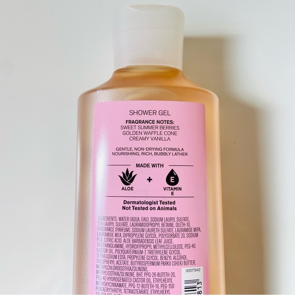 Bath & Body Works Berry Waffle Cone Shower Gel and Lotion - Picture 3 of 5